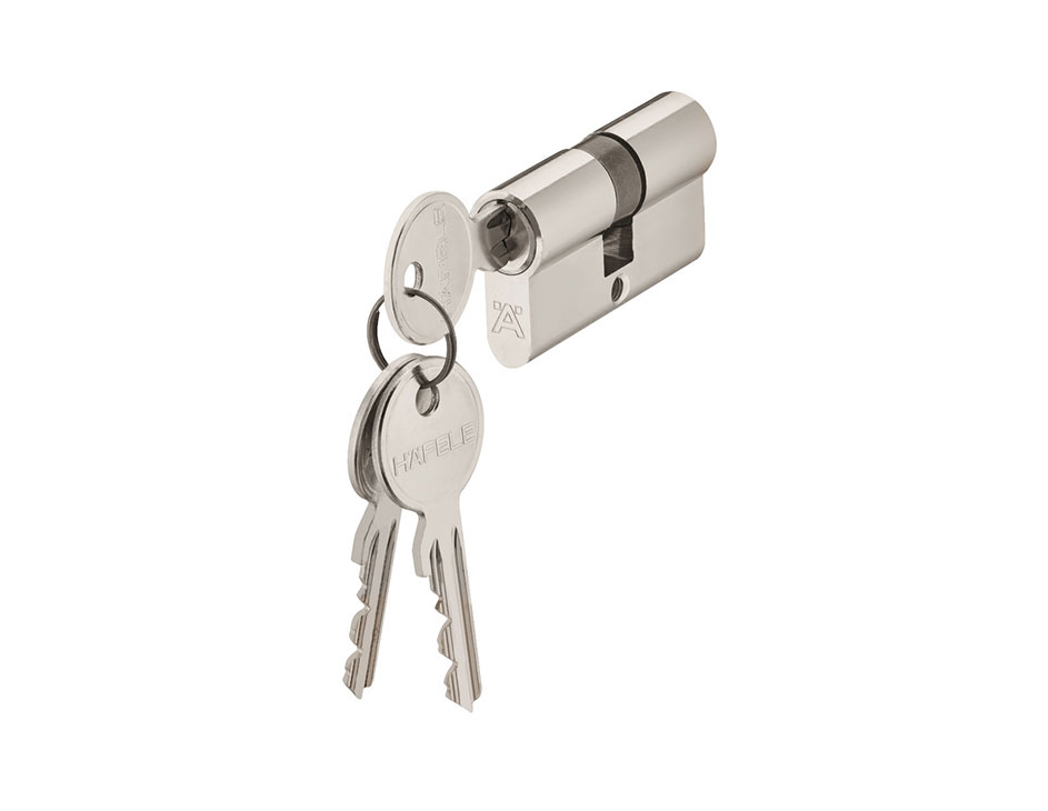 Conventional key, Cylinder length (dim. C) 70 mm, nickel plated